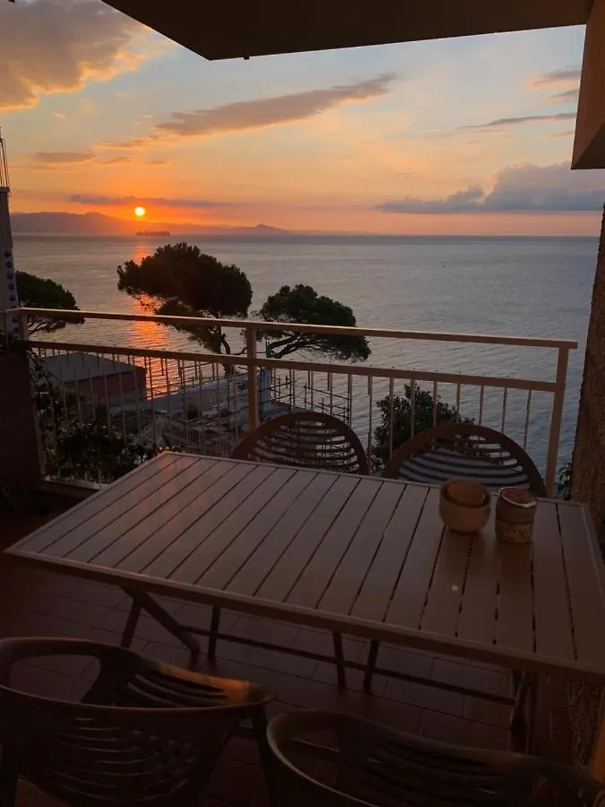 La Casina Sul Mare Apartment Arenzano 0*,